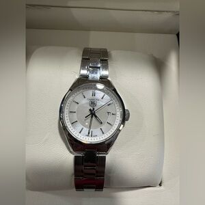 TAG Heuer Carrera Quartz Watch 27mm WV1415.BA0793 mother of pearl dial, date.